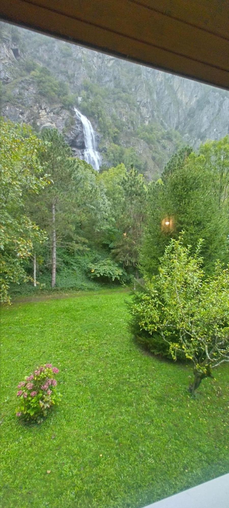 فندق La Cascade فرناياز المظهر الخارجي الصورة