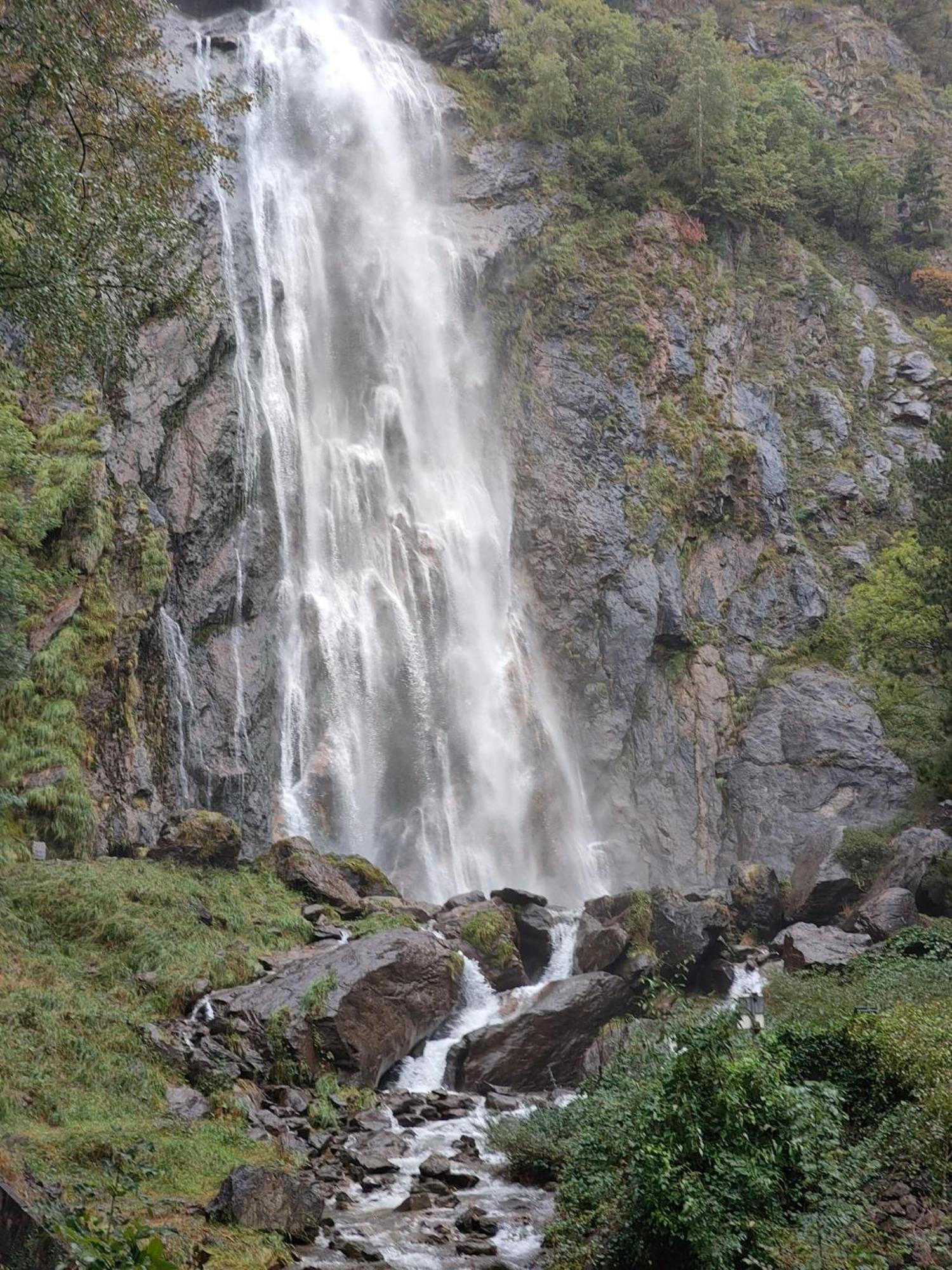 فندق La Cascade فرناياز المظهر الخارجي الصورة